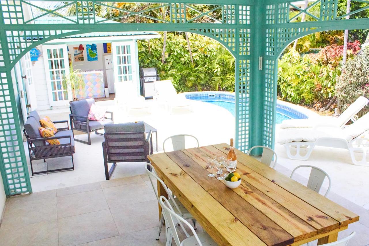 Hummingbird Vila Saint James Exterior foto